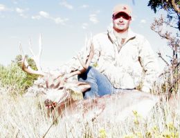 huge mule deer trophy chasers guided hunting  19 