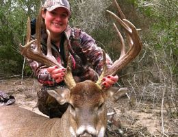 huge mule deer trophy chasers guided hunting  29 
