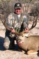 huge mule deer trophy chasers guided hunting  85 